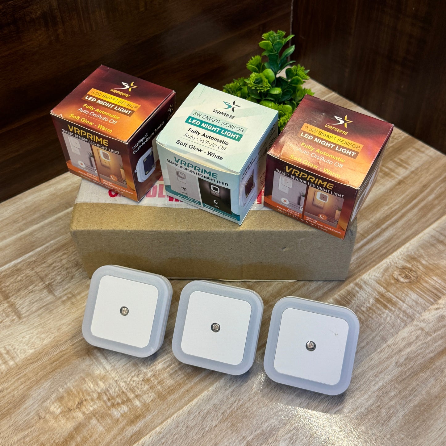 🌙Buy 2 Get 1 Free Light Sensor Plug-In Night Light – Soft Warm Glow for Bedroom, Bathroom & Hallway ✨